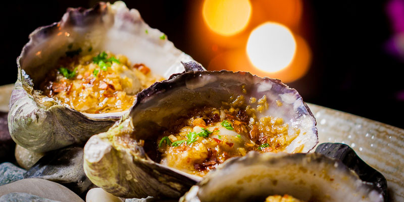 Grilled-Oysters-with-Garlic,-Chilli-&-Coriander